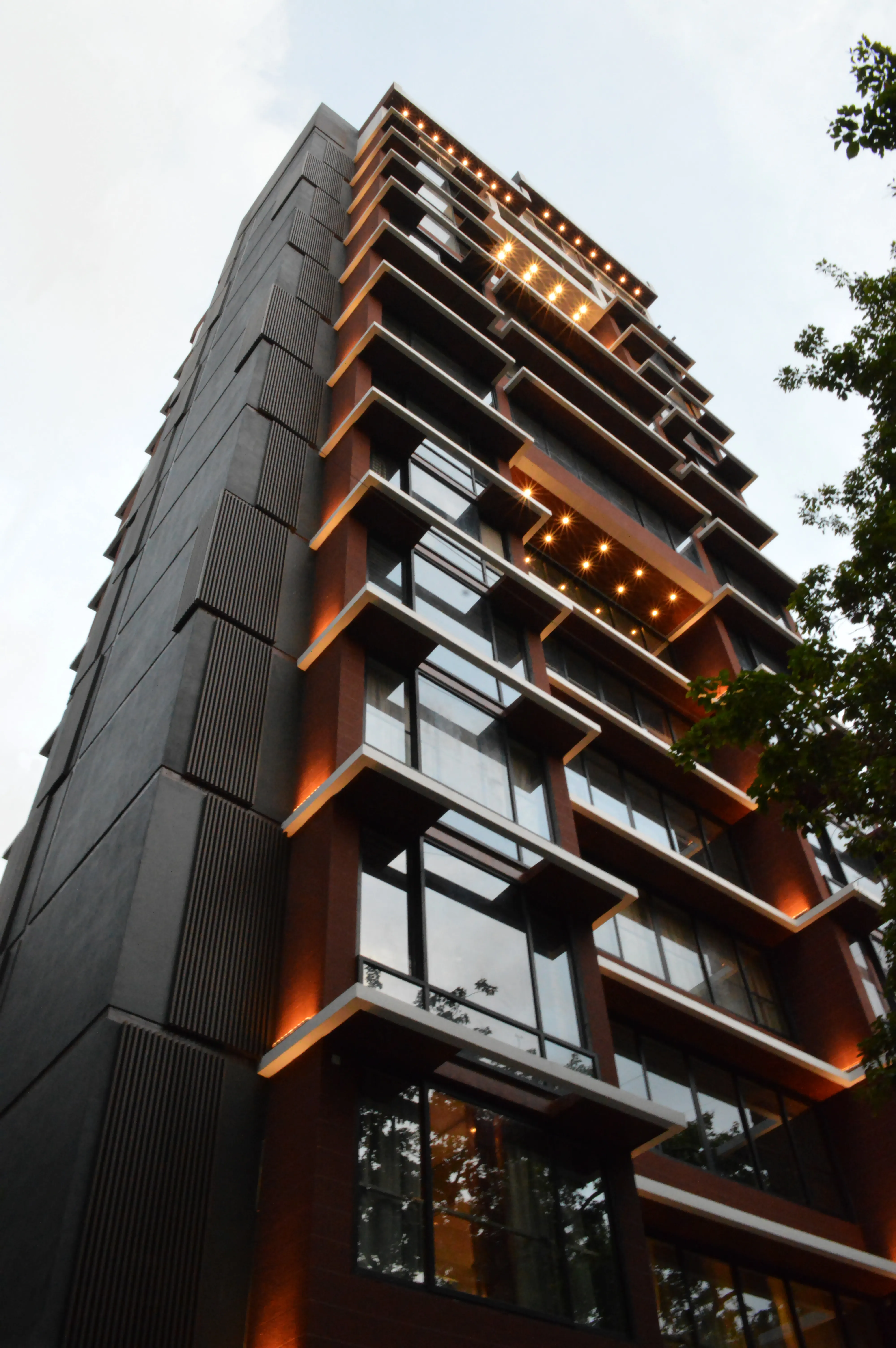 Residential Building by ZYJ Developers